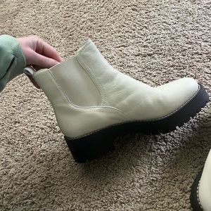 Sam Edelman Cream booties
